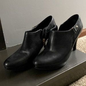Bandolino Women Black Heels